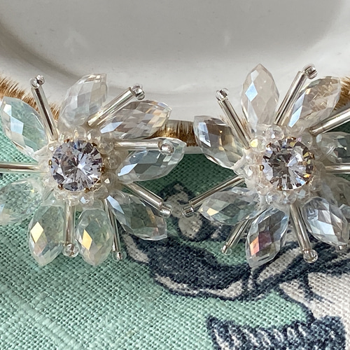 キラキラ花柄ビーズ装飾トップスMサイズ キラキラ花柄ビーズ装飾トップスMサイズ