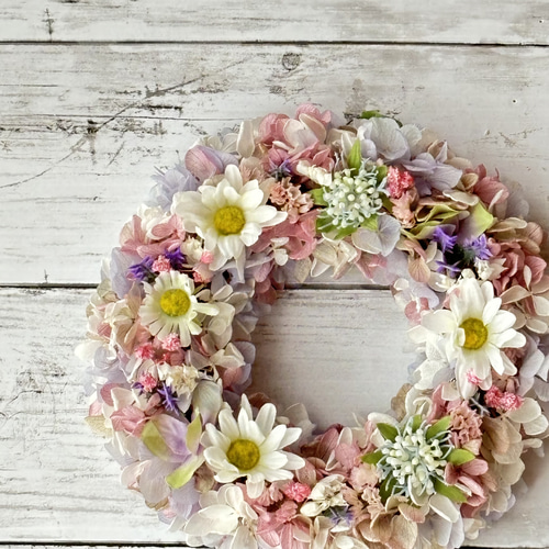 春満開！小さなデージーのリース リース 陽だまりのへや 通販｜Creema  