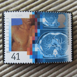 イギリス　切手ブローチ 9607 1枚目の画像