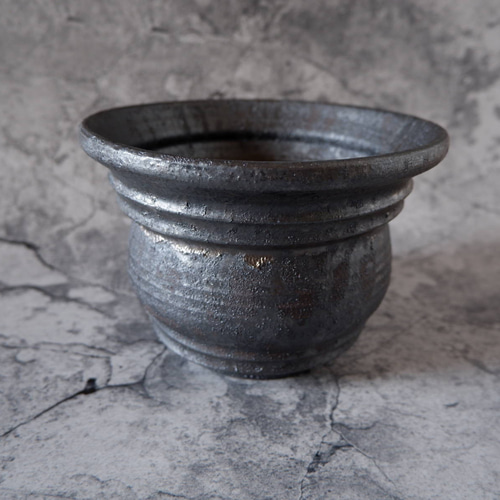 6号窯変黒鉢232 塊根植物 多肉植物 盆栽 植木鉢 作家鉢 沖縄 一輪挿し