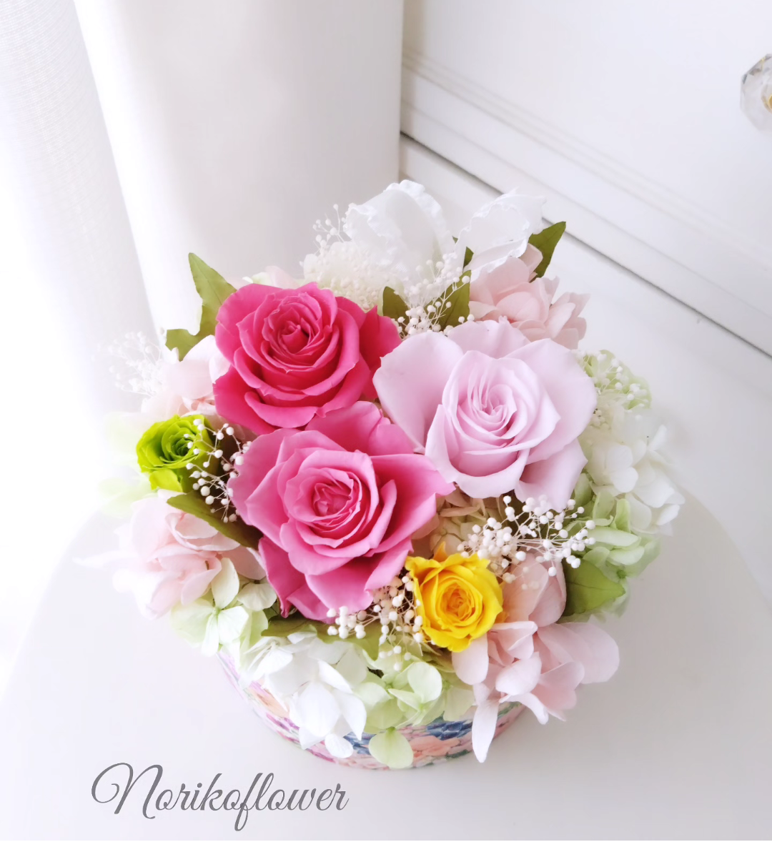 リバティボックス　プリザーブドフラワーアレンジ　〜Carino 〜　ピンク　クリアケース付き　オールプリザーブド　母の日