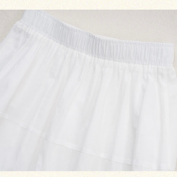 トロピカルな刺繍　コットンのロングスカート　ウエストゴム【春夏秋】白 4枚目の画像