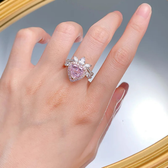 受注制作　ハイカーボンダイヤモンド　ピンク　ハートリング　9ｘ9ｍｍ　シルバー製　キラキラ　サイズ指定可　華やか 3枚目の画像