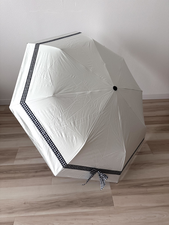 新品JILLSTUART ホワイト 日傘 リボンいっぱい　晴雨兼用　一級遮光 Amazon.co.jp: [ジルスチュアート] JILL STUART 裾リボン UV遮光