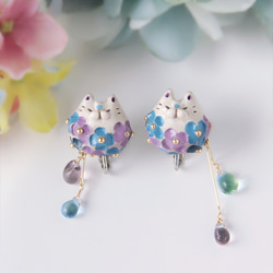 32 ブローチシリーズカラフル猫さん✨ハンドメイドピアスorイヤリング