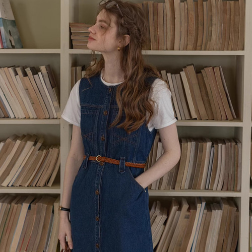 シンプルで着まわしやすい デニムワンピース ノースリーブワンピース