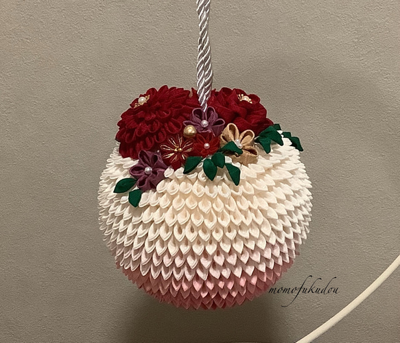 つまみ細工ボールブーケ 