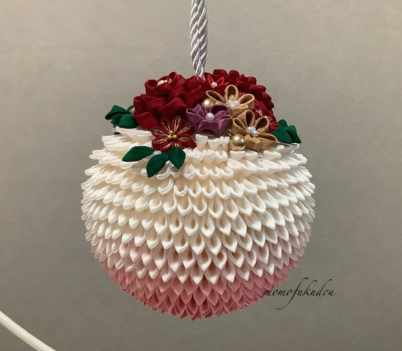 つまみ細工ボールブーケ 