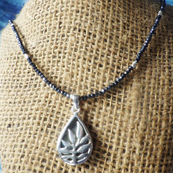 *sv925* 鮑魚殼與熱帶葉 2way 尖晶石與凱倫銀項鍊 第2張的照片