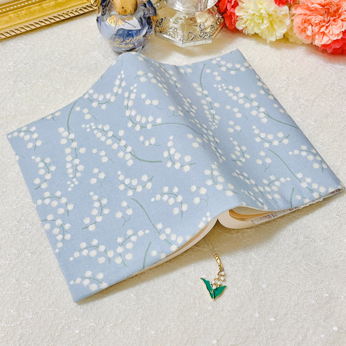 すずらんブックカバー（ブルー） ブックカバー ゆめみる堂 通販