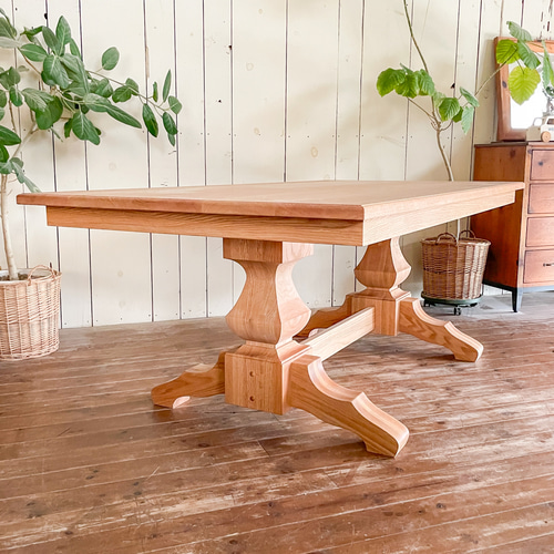 ヴィンテージ レッドオーク材 リーンダイニングテーブル ヴィンテージ レッドオーク材 リーンダイニングテーブル