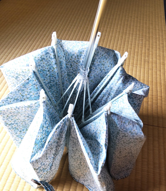 リバティプリント（タナローン）で作った折り畳み日傘 8枚目の画像