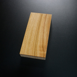 限定数量　きれいな木目の厳選素材　楠材　表札　 2枚目の画像