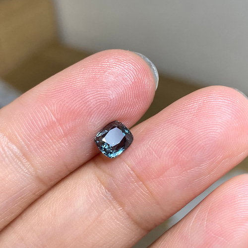 RS4-85 宝石質 高貴な洗練の高級感紺色 スピネル ミャンマー産 ルース RS4-85 宝石質 高貴な洗練の高級感紺色 スピネル ミャンマー産 ルース