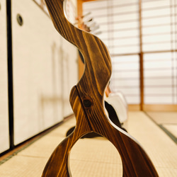 【限定１台】手作り木工　木製三味線スタンド （オイル仕上げ） ４丁掛け　ウッドレジン　エポキシ 10枚目の画像