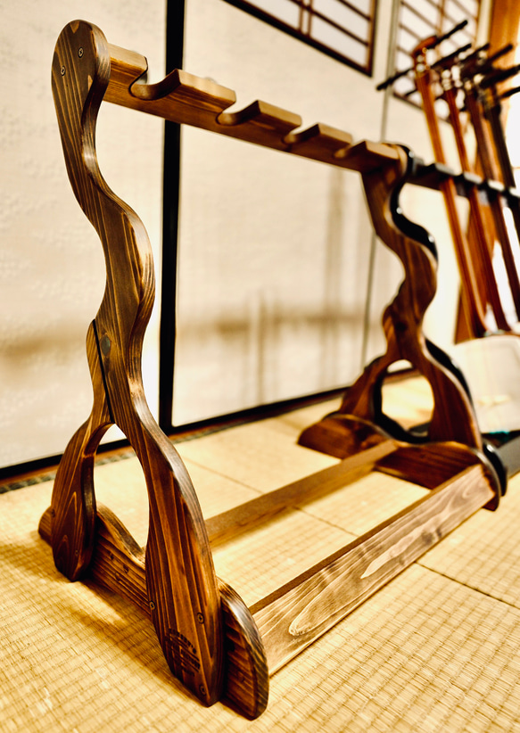 【限定１台】手作り木工　木製三味線スタンド （オイル仕上げ） ４丁掛け　ウッドレジン　エポキシ 13枚目の画像