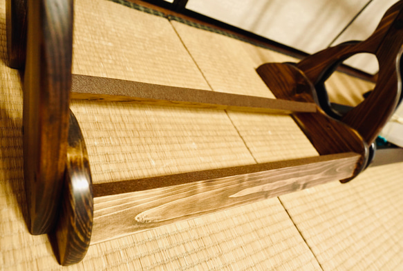 【限定１台】手作り木工　木製三味線スタンド （オイル仕上げ） ４丁掛け　ウッドレジン　エポキシ 9枚目の画像