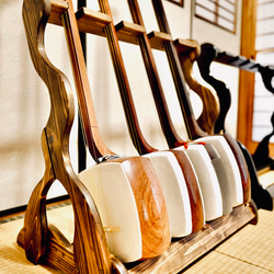 【限定１台】手作り木工　木製三味線スタンド （オイル仕上げ） ４丁掛け　ウッドレジン　エポキシ 1枚目の画像