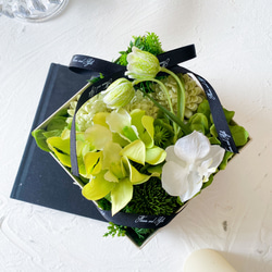 グリーンのボックスアレンジメント　アーティフィシャルフラワー　造花　おしゃれ　プレゼント　インテリア　光触媒加工 4枚目の画像