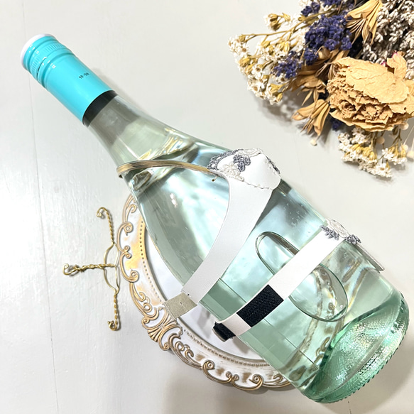 ボトル ランジェリー 白 レース 本革 ワイン 日本酒 母の日 面白いグッズ ワインボトル ミニチュア ブラ パンツ 4枚目の画像
