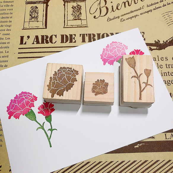 消しゴムはんこNo.38 ちびくまと花束 カーネーション】メッセージ