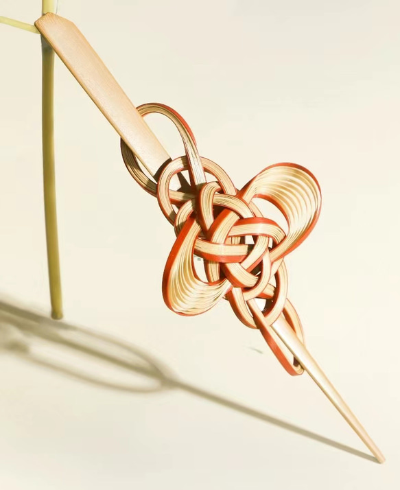 ハンドメイド ヘアアクセサリー 竹製  梅 マジェステ かんざし 髪飾り 竹色 極軽い 恋人 誕生日 記念日 母の日 5枚目の画像