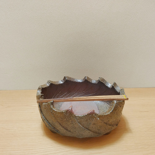 □備前焼のかっこいい波皿□深皿 鉢 ボウル お椀・ボウル・鉢 東児の花