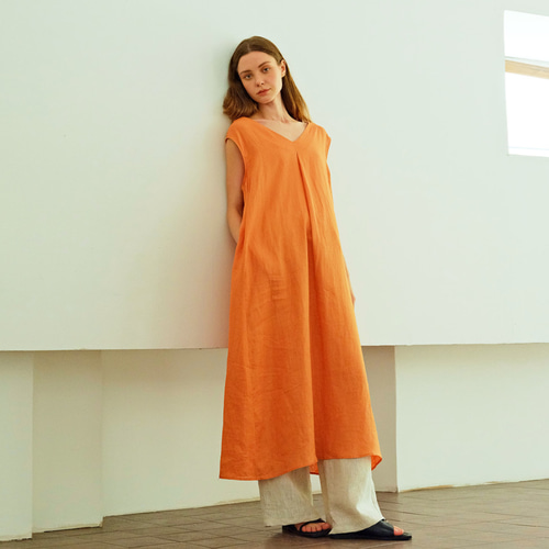 極美品　Honnete オレンジ ノースリーブリネンワンピース 極美品 Honnete オレンジ ノースリーブリネンワンピース （冷感