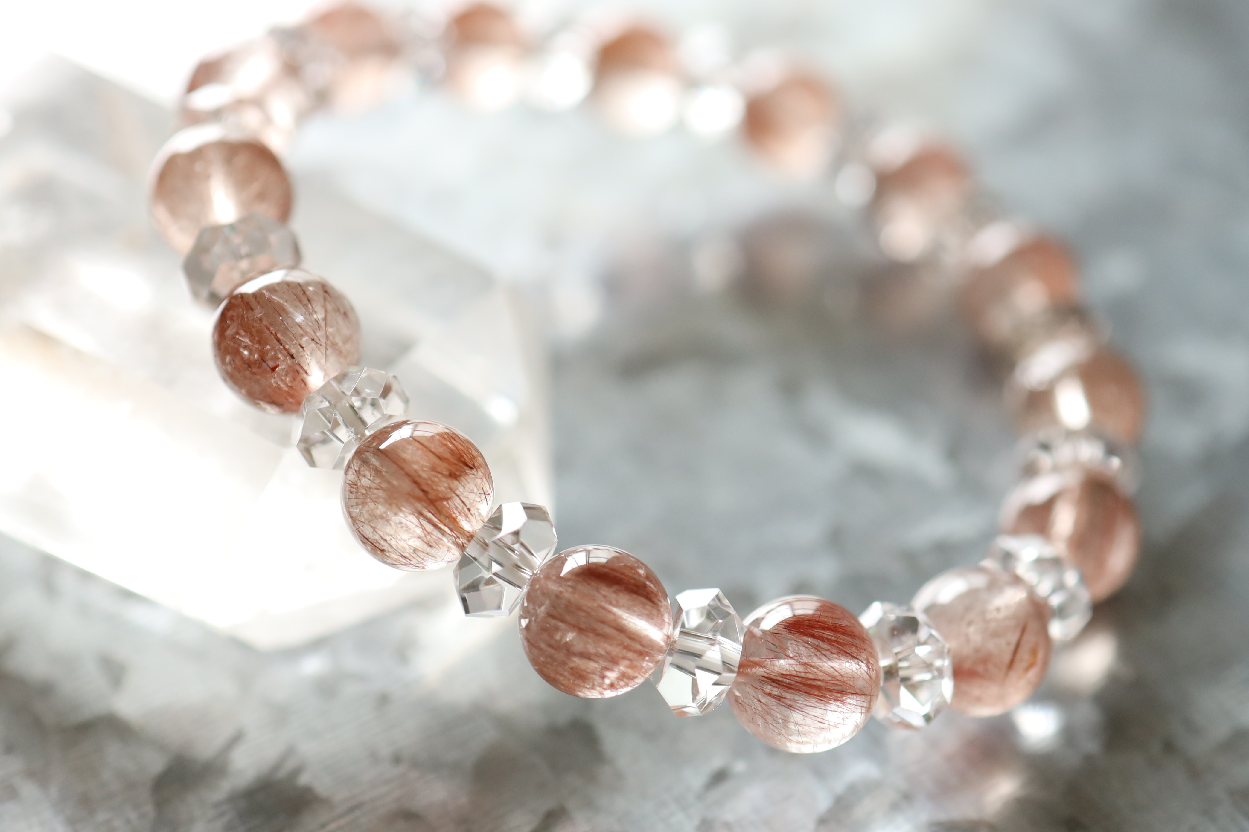 …☆ルチルを愛する人の為に☆…☆レッドルチルクォーツ：8.5ミリ＆水晶☆…☆天然石ブレスレット☆…