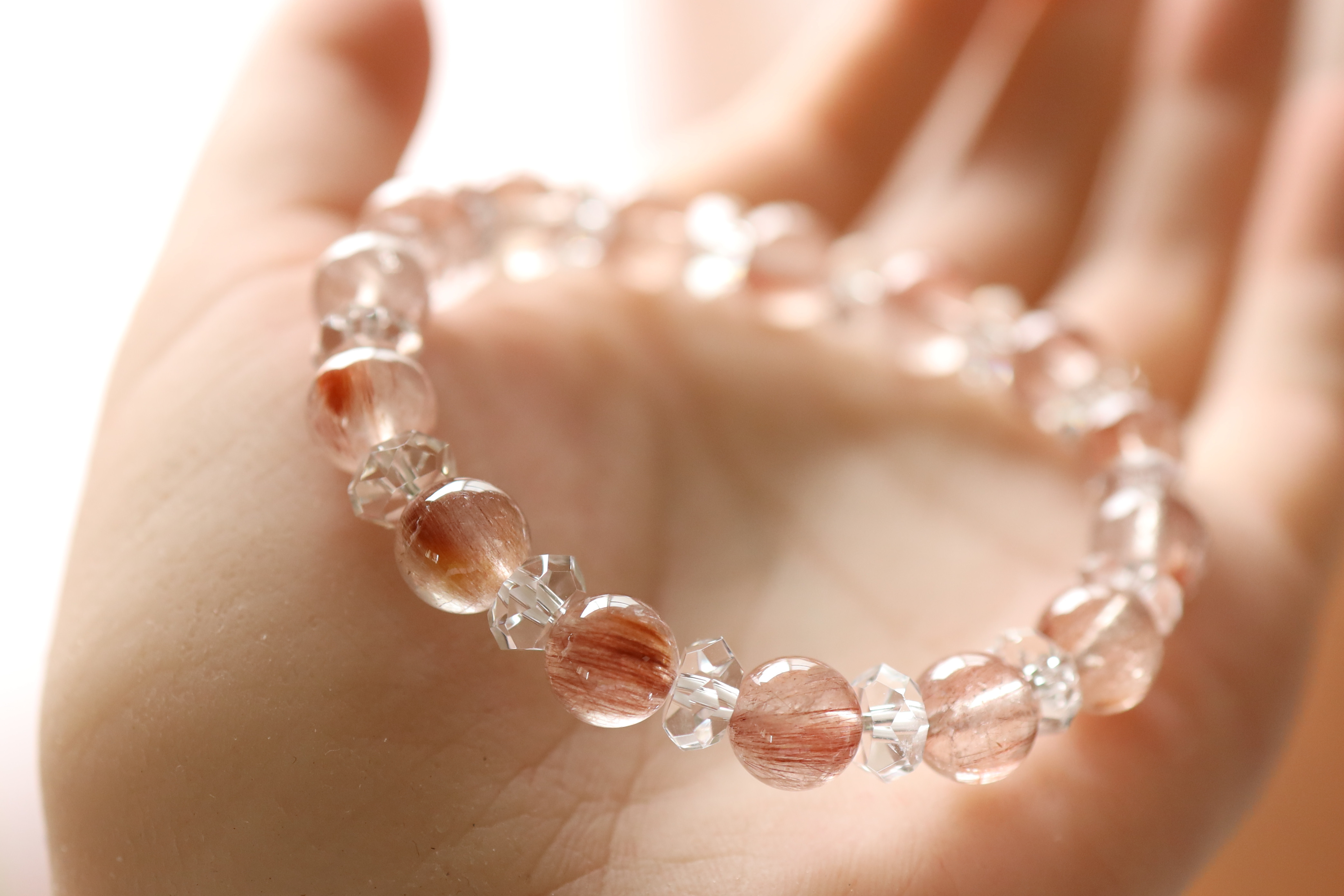 …☆ルチルを愛する人の為に☆…☆レッドルチルクォーツ：8.5ミリ＆水晶☆…☆天然石ブレスレット☆…