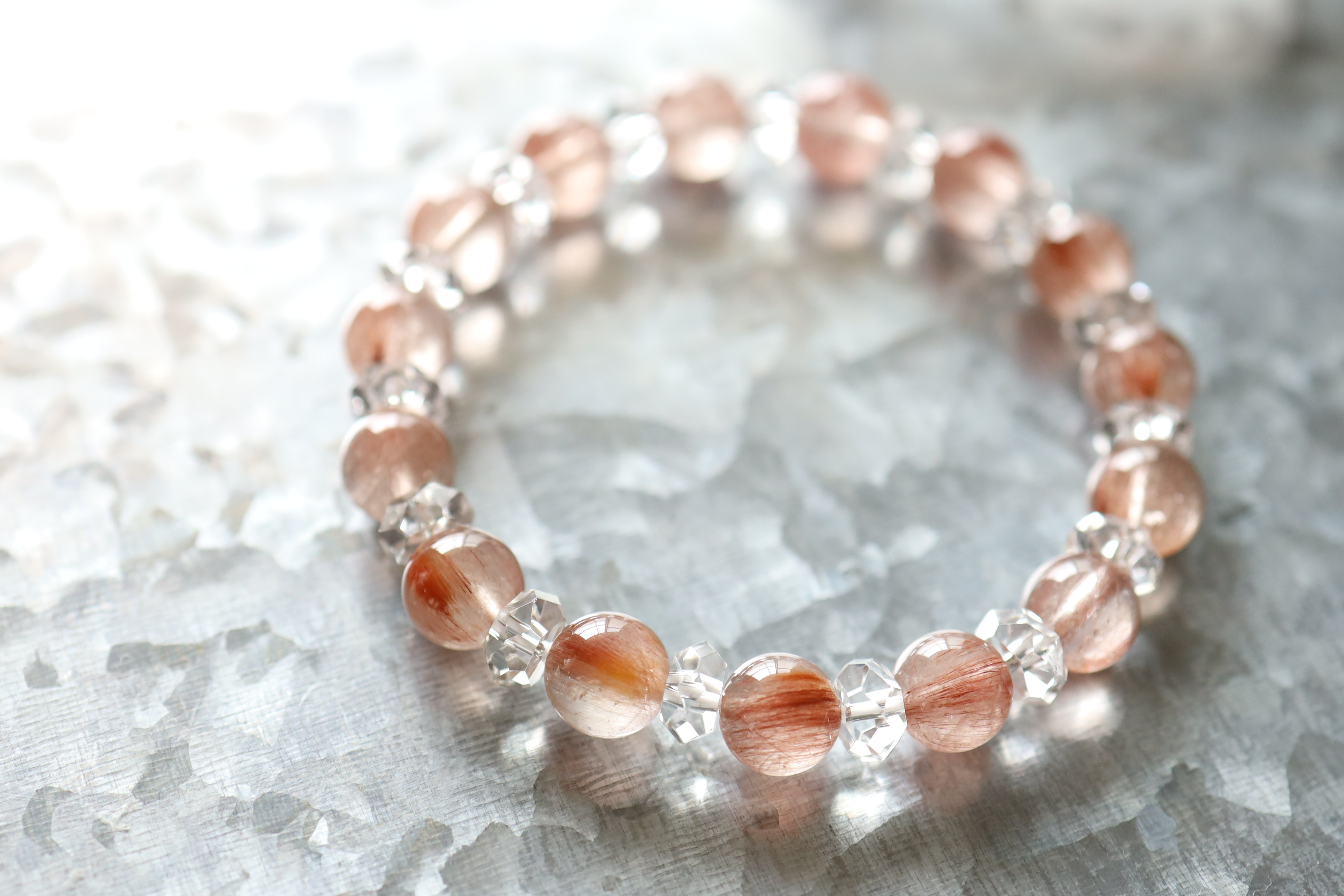 …☆ルチルを愛する人の為に☆…☆レッドルチルクォーツ：8.5ミリ＆水晶☆…☆天然石ブレスレット☆…