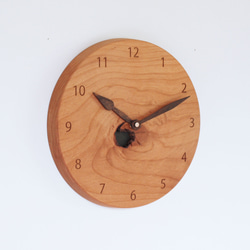 木製 掛け時計 丸型 アルダー材2 2枚目の画像