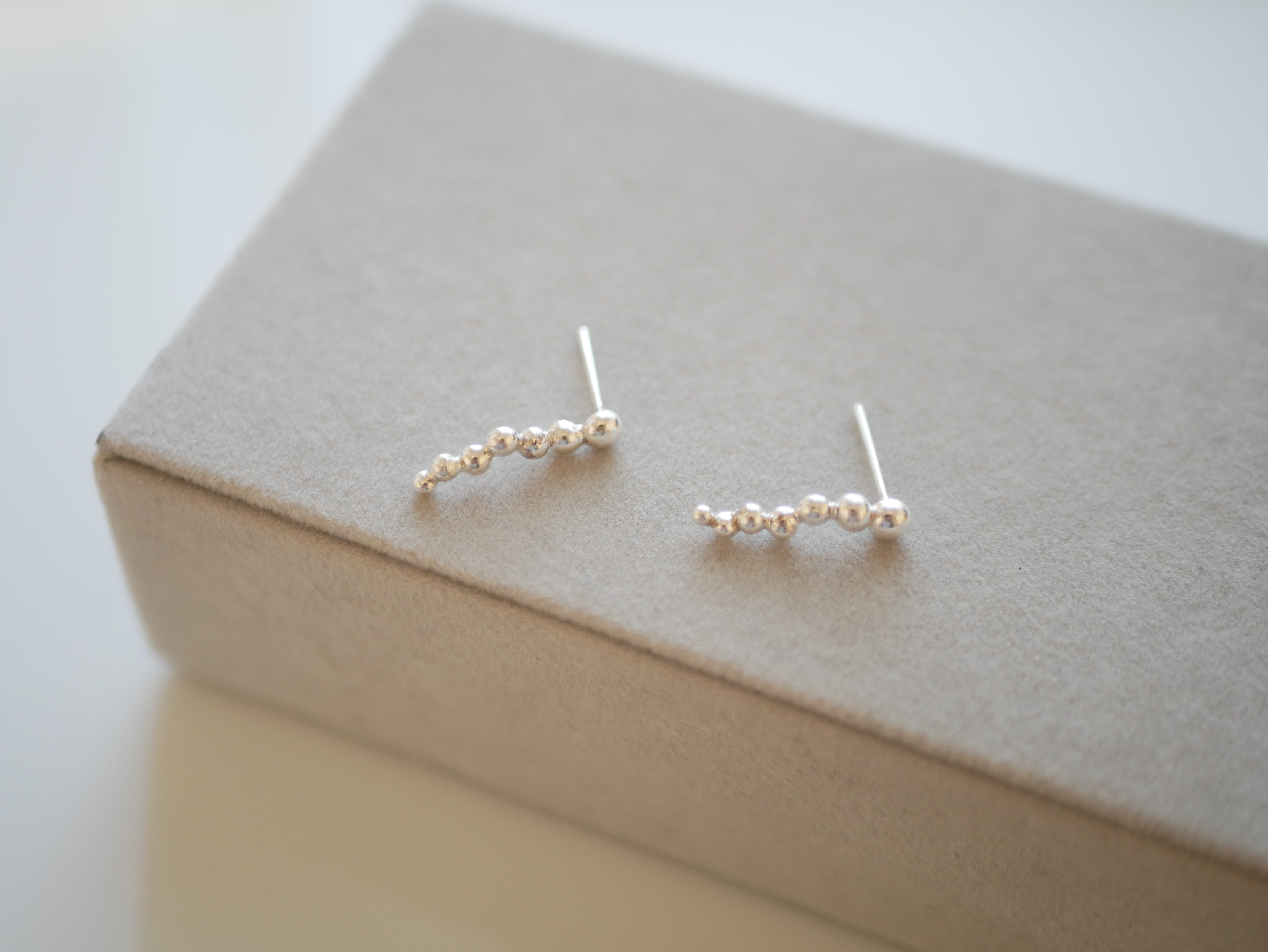 粒のみち　スタッドシルバーピアス　silver