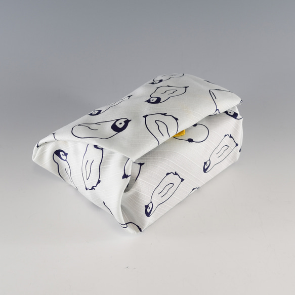 風呂敷　ふろしき 　お弁当包み　ギフト　綿100％　日本のかたち　アニマル　ペンギン　日本製　50cm幅　 1枚目の画像