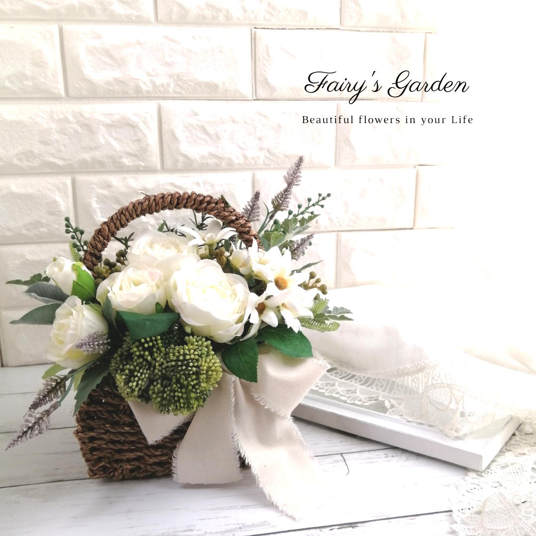 【再販】ローズとフランネルフラワーのバスケットアレンジ　造花（アーティフィシャル）