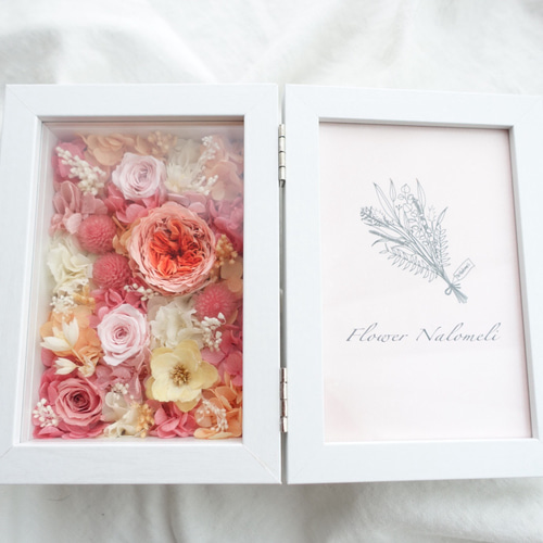写真:ポストカードサイズ ピンクアレンジ 二つ折り写真立て/フォト