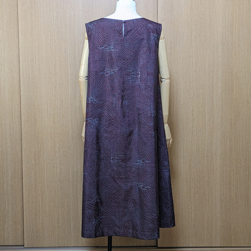 SOLD 着物リメイク ワンピース 大島紬 M〜L ワンピース さらあお SOLD 着物リメイク ワンピース 大島紬 M〜L ワンピース さらあお