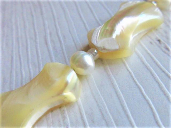 【C30】　馬蹄貝パール　淡水パール　ネックレス　グラスビーズ 　七色　天然石　天然石ビーズアクセサリー 7枚目の画像