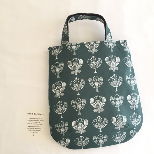 「専用」ミナペルホネン縦長トートバッグ　ハンドメイド ぷっくりまあるいタックトートバッグA4縦型書類入 flower,bird,me ⚮̈