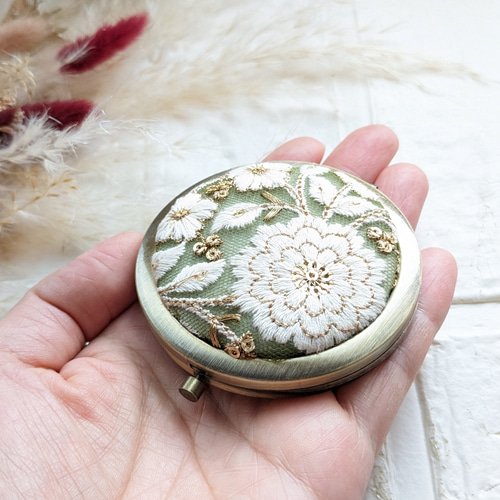 母の日に NEW♡インド刺繍リボン✤コンパクト ミラー 手鏡み 手鏡 