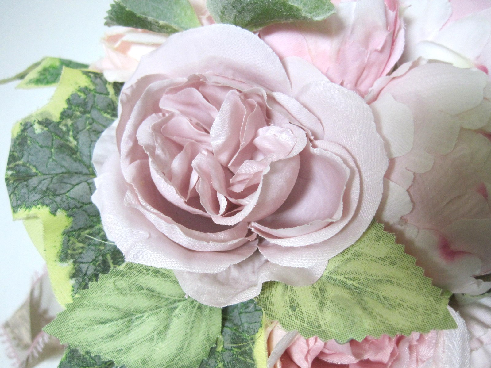 しゃくやくのクラッチブーケ♪ナチュラルブーケ♪ブートニア付き♪生花みたいに綺麗な造花です♪高品質なのに安い