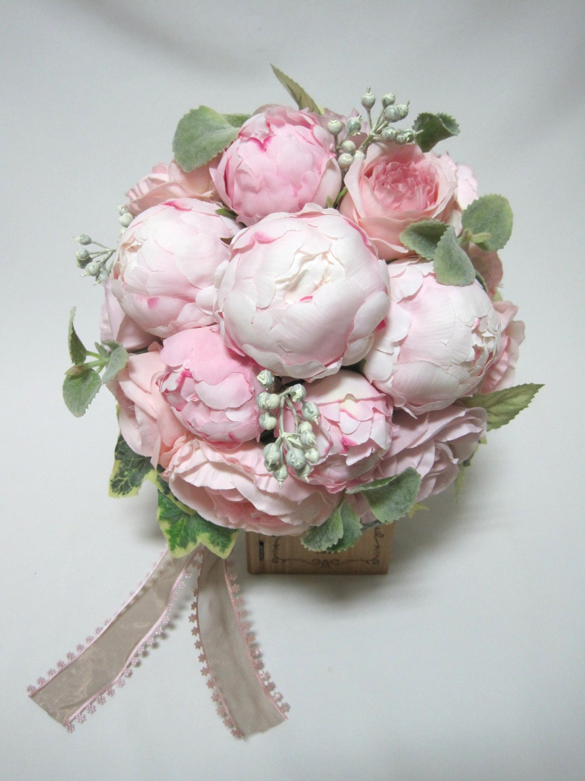 しゃくやくのクラッチブーケ♪ナチュラルブーケ♪ブートニア付き♪生花みたいに綺麗な造花です♪高品質なのに安い