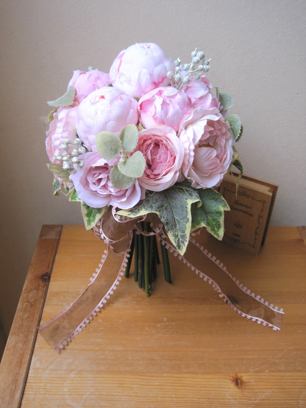 しゃくやくのクラッチブーケ♪ナチュラルブーケ♪ブートニア付き♪生花みたいに綺麗な造花です♪高品質なのに安い