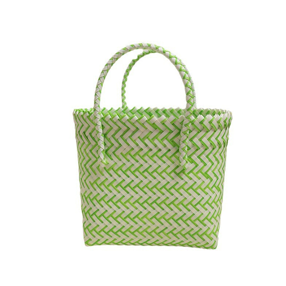かごバッグ トートバッグ 手作りハンドバッグ かわいい旅行ビーチ サマーバッグ 編みバッグ四角 緑と白のストライプ大容量 6枚目の画像