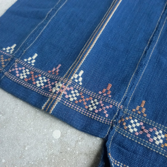 手工編織植物染棉單肩包/靛藍三角圖案/手工縫製/獨一無二 第3張的照片
