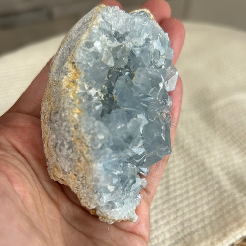 セレスタイト原石☆*:.｡. その他インテリア雑貨 powerstoneshop HOLY