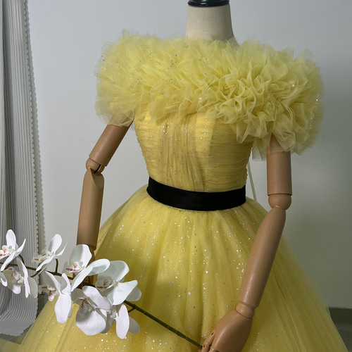 イエローチュールドレス 送料無料！カラードレス イエロー オフショルダー チュールスカート