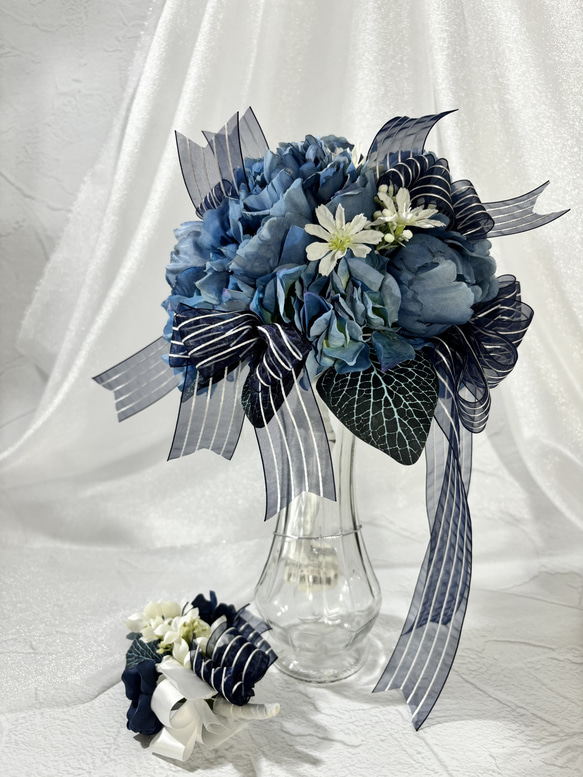藍色紫陽花、ピオニーのラウンドブーケ 3枚目の画像