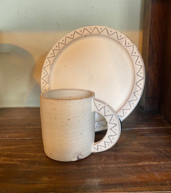コーヒーカップと中皿セット　 1枚目の画像