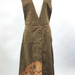 江戸時代から続く伝統技法で描いた１点物のロングスカート 3枚目の画像